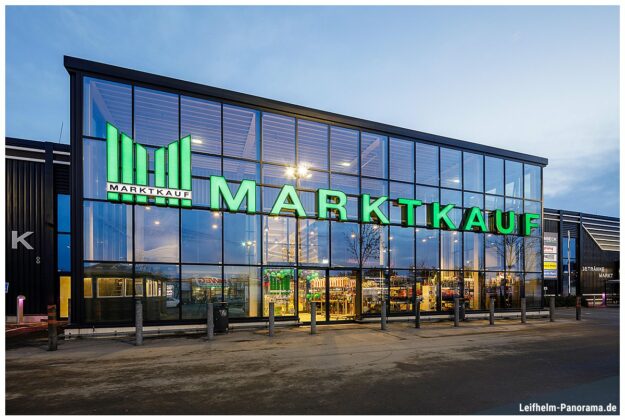 Leifhelm-Panorama-Marktkauf-Gievenbeck-01_web Marktkauf Gievenbeck Aussenansicht - Blaue Stunde - Fotograf Guido Leifhelm